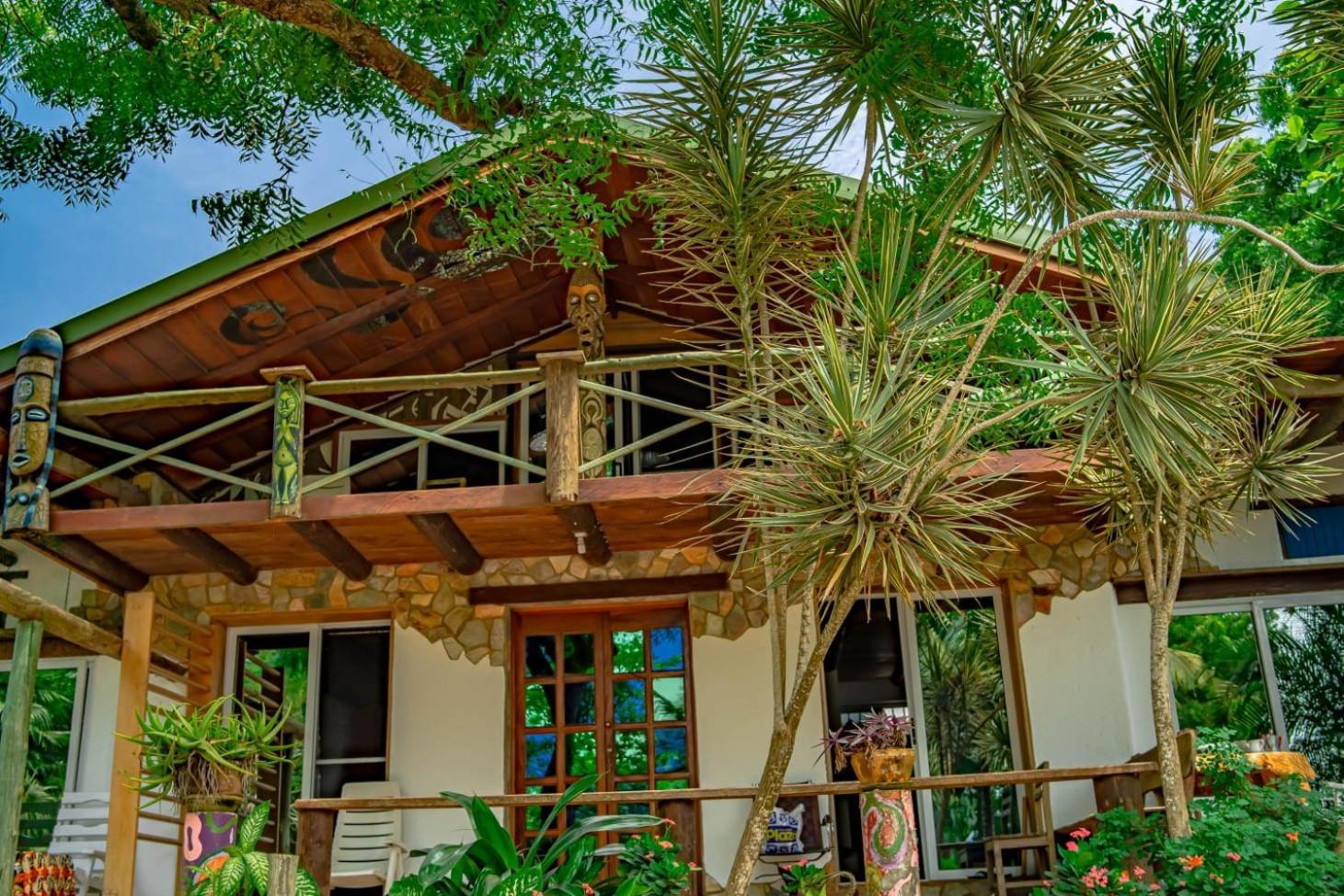 Kokrobite Gardens Restaurant And Guest House エクステリア 写真